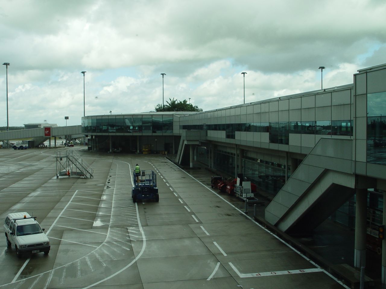 Brisbane Airport (IATA: BNE, ICAO: YBBN) is the primary international airport serving Brisbane and South East Queensland. 